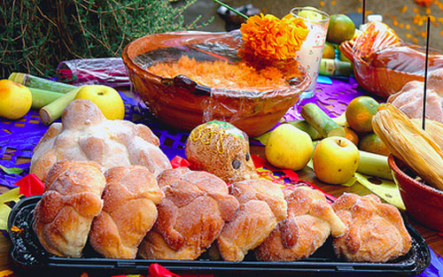 Pan de muerto y calaveras, el dulce homenaje mexicano a sus muertos |  PortalPolitico.tv