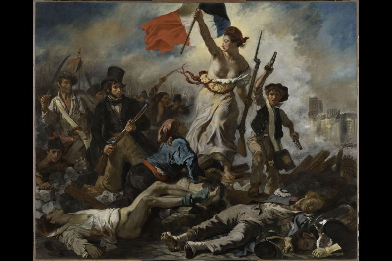 Considerado uno de los cuadros más impresionantes del Louvre, 'La Libertad guiando al pueblo', del francés Eugène Delacroix (1798-1863), vuelve a exponerse en el museo desde este jueves 2 de mayo tras una restauración 01 020524