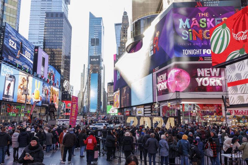 New Year's Eve 2024 Numerals Arrive in Times Square 01 281223