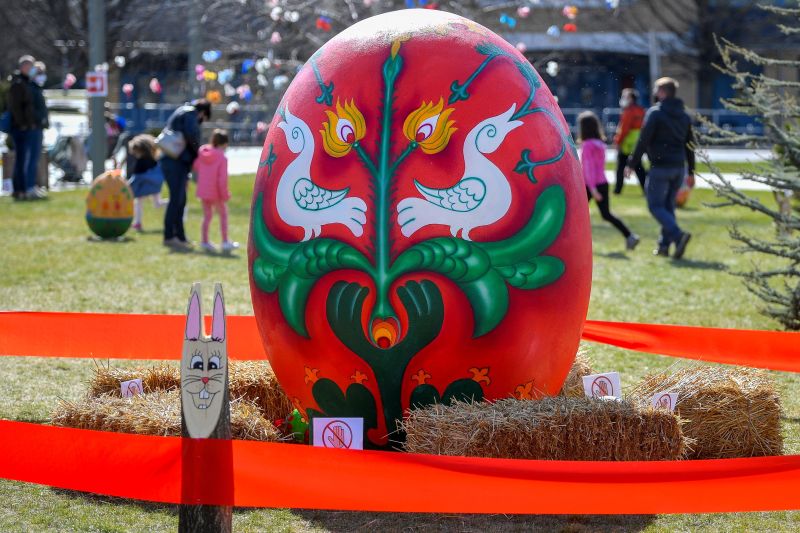 Huevo de Pascua gigante.