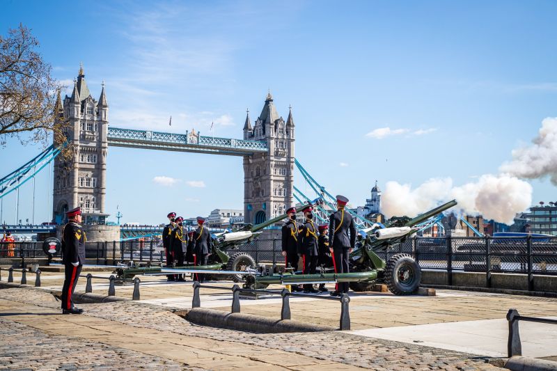 Honores póstumos al duque de Edimburgo, en la Torre de Londres en Londres, Gran Bretaña, el 17 de abril de 2021.