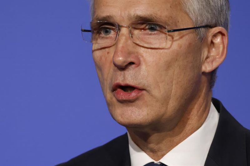 El secretario general de la OTAN, Jens Stoltenberg, participó hoy en la Conferencia de Seguridad de Berlin y visitó este jueves el Museo del Muro en Berlín, a pocos metros del legendario punto de control Check Point Charlie. 01 011222
