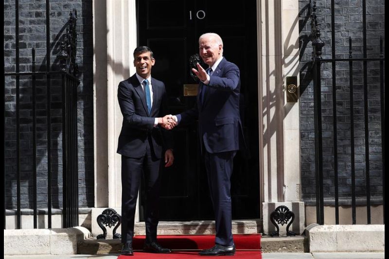 El presidente de Estados Unidos, Joe Biden, y el primer ministro británico, Rishi Sunak. EFE/EPA/ANDY RAIN 01 100723