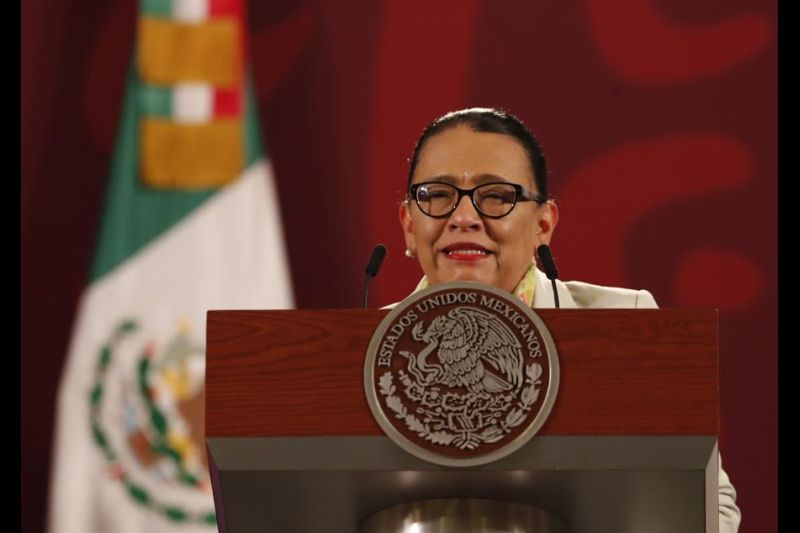 La secretaria federal de Seguridad, Rosa Icela Rodríguez, hoy durante su participación en una conferencia de prensa matutina del presidente de México, Andrés Manuel López Obrador en Palacio Nacional, en Ciudad de México (México). EFE/Mario Guzmán