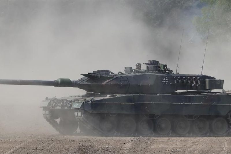 Imagen de archivo de un tanque Leopard 2 alemán. 01 250123