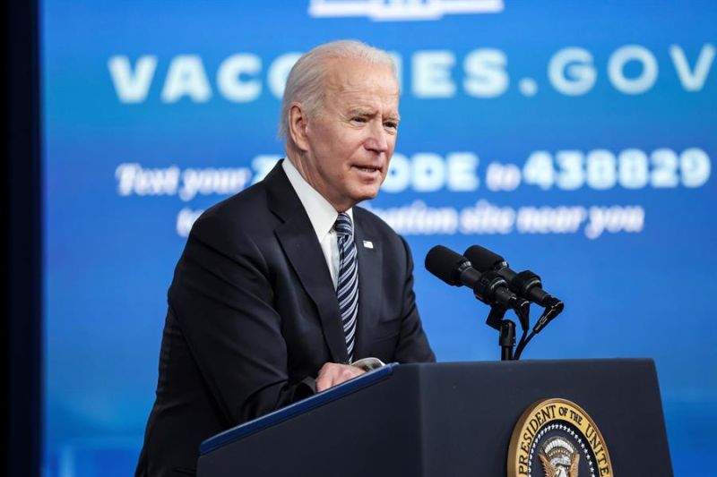 El presidente de Estados Unidos, Joe Biden, habla en conferencia de prensa en la Casa Blanca en Washington (EE.UU.), este 12 de mayo de 2021.