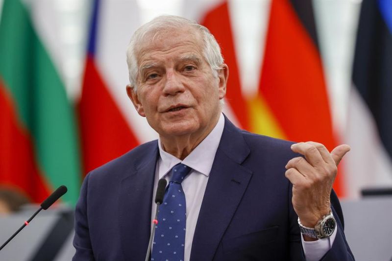 El alto representante de la Unión Europea para Asuntos Exteriores, Josep Borrell, durante su discurso en el Parlamento Europeo sobre el primer aniversario de la invasión de Ucrania, que se cumplirá el próximo 24 de febrero. EFE/EPA/JULIEN WARNAND