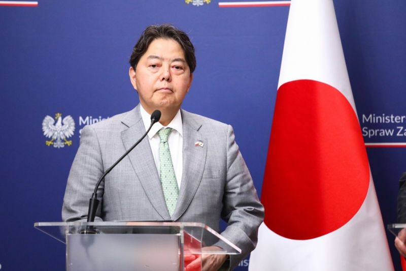 El portavoz gubernamental japonés, Yoshimasa Hayashi, en una foto de archivo. EFE/EPA/Tomasz Gzell