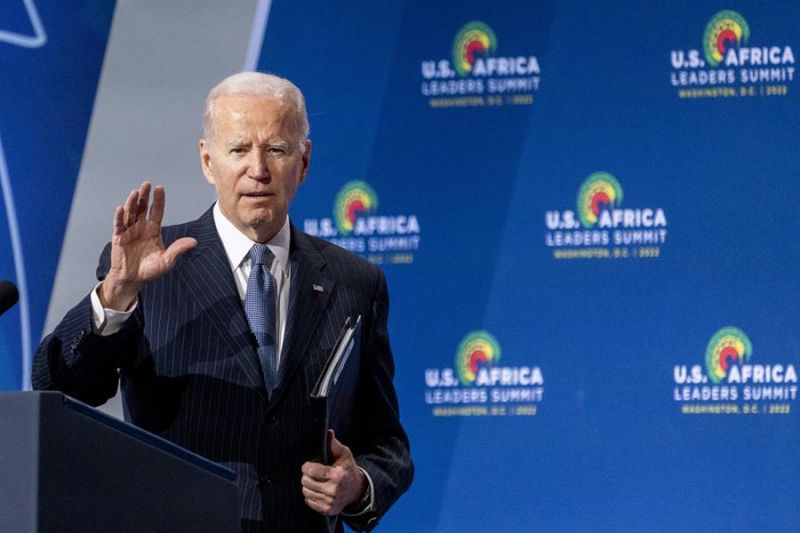 El presidente de EE.UU., Joe Biden, pronuncia un discurso durante la Cumbre de Líderes de África de EE.UU., el 14 de diciembre de 2022. 01 151222