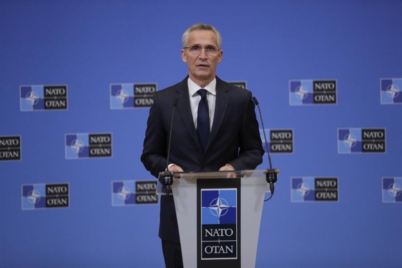 El secretario general de la OTAN, Jens Stoltenberg, durante una conferencia de prensa ayer en la sede de la Alianza en Bruselas. 01 171122