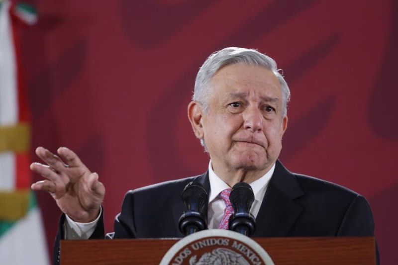 El presidente de México, Andrés Manuel López Obrador, habla durante su conferencia de prensa matutina en Ciudad de México.