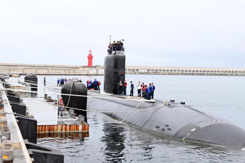 Fotografía del submarino de propulsión nuclear estadounidense USS Annapolis llegando a la base naval en la isla de Jeju, Corea del Sur, el 24 de julio de 2023. EFE/EPA/South Korean Defense Ministry HANDOUT HANDOUT EDITORIAL USE ONLY/NO SALES 01 310723