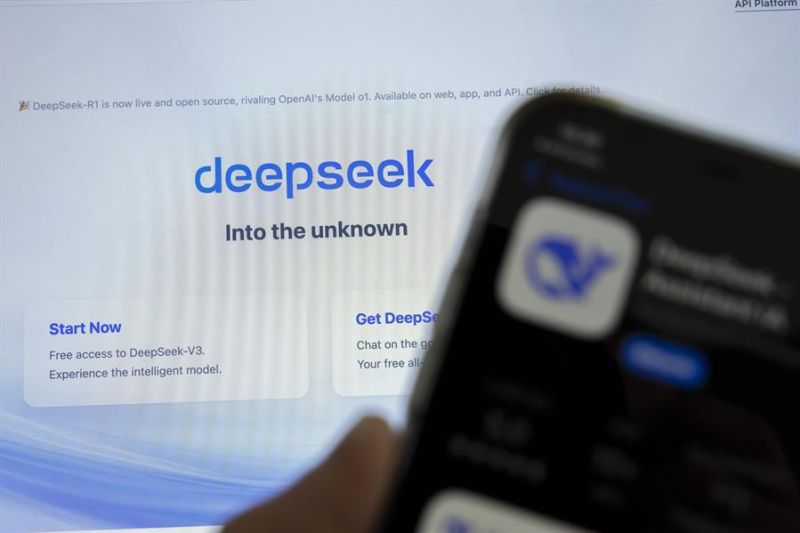 Imagen de archivo del logo de la startup china DeepSeek. EFE/EPA/SALVATORE DI NOLFI