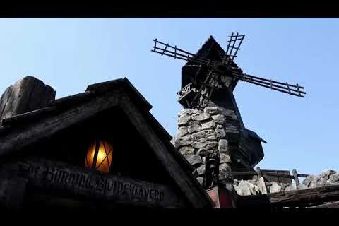 Embedded thumbnail for Universal abre el parque temático Epic Universe en Orlando