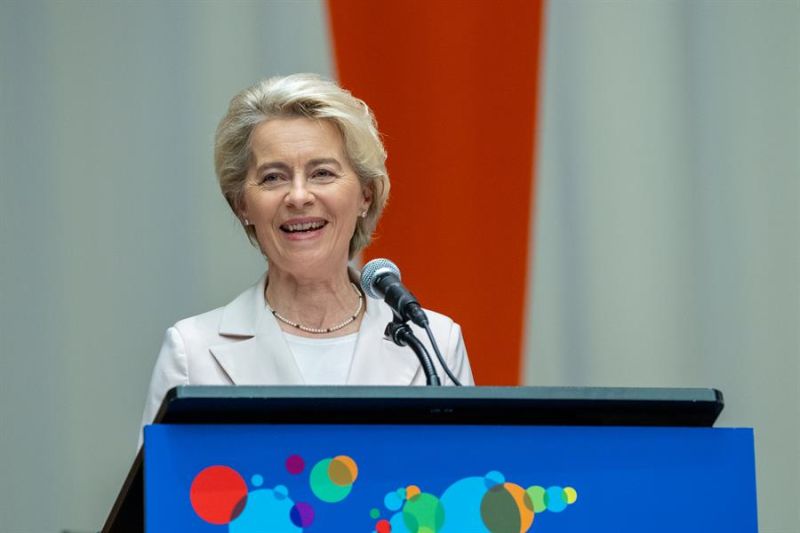 Foto archivo. Presidenta de la Comisión Europea, Ursula Von der Leyen, EFE/ Ángel Colmenares 01 220224