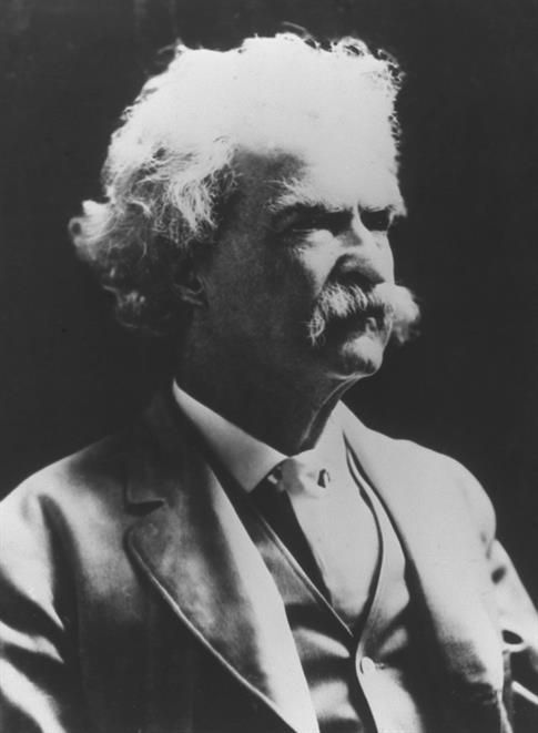 Foto de archivo del escritor estadounidense Mark Twain.