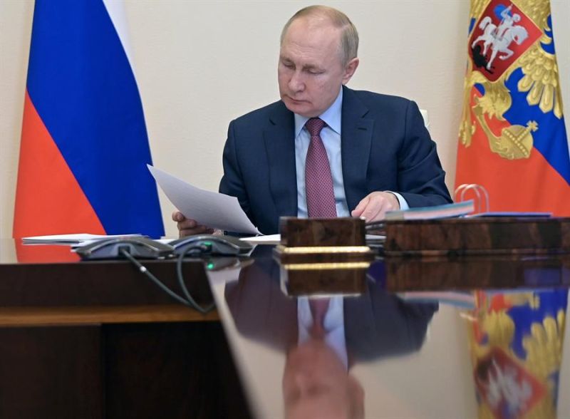 El presidente ruso, Vladimir Putin, en una reunión el miércoles en su residencia de Novo-Ogaryovo, a la afueras de Moscú.
