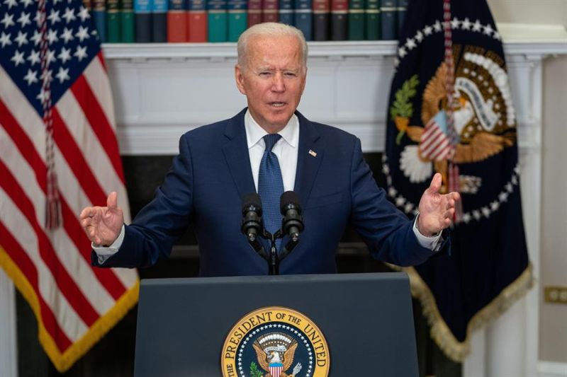 El presidente estadounidense, Joe Biden, habla en conferencia de prensa en la Casa Blanca, en Washington (EE.UU.), ayer 22 de agosto de 2021. 