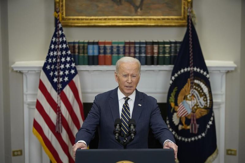El presidente de Estados Unidos, Joe Biden, habla en conferencia de prensa en la Casa Blanca en Washington (EE.UU.), este 11 de marzo de 2022.
