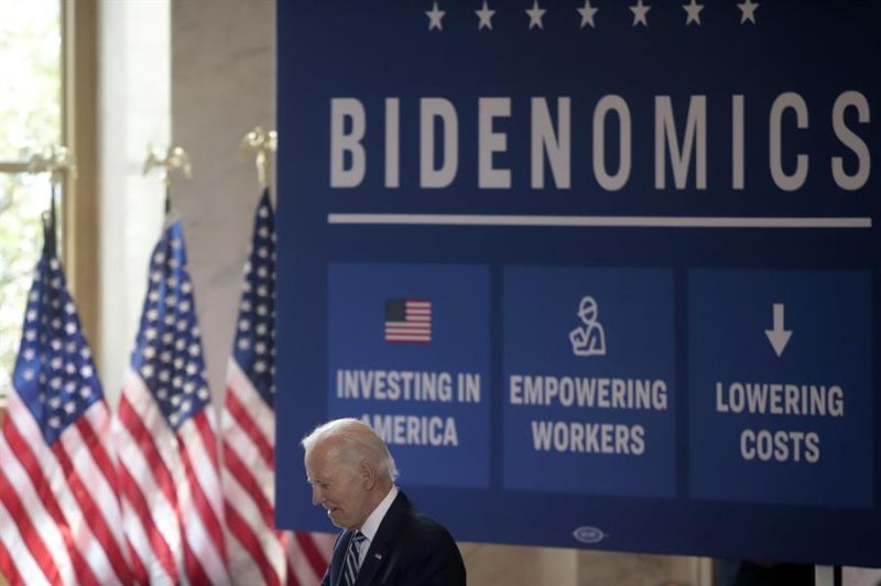 El presidente estadounidense, Joe Biden, pronuncia un discurso sobre política económica -denominada 'Bidenomics', este 28 de junio de 2023. EFE/EPA/Alex Weoblewski 01 280623