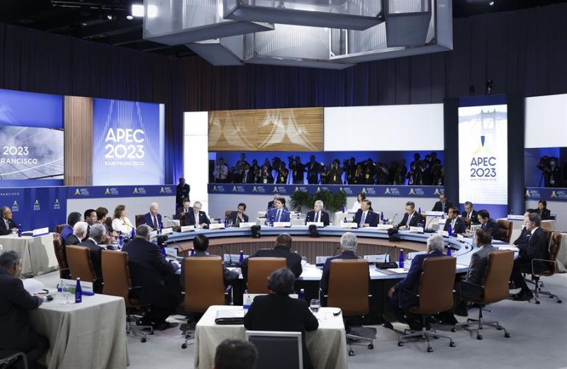 Vista de la cumbre del Foro de Cooperación Económica Asia-Pacífico (APEC) en el centro de convenciones Moscone, en San Francisco, California (EE.UU.), este 17 de noviembre de 2023. EFE/EPA/John G. Mabanglo 01 181123
