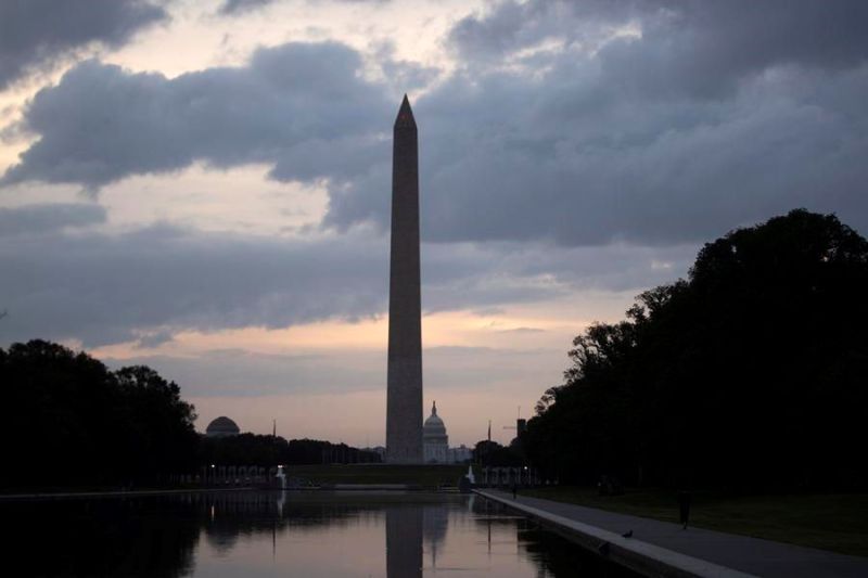 Imagen de archivo del Capitolio de los Estados Unidos y el Monumento a Washington, en una imagen de archivo. EFE/EPA/MICHAEL REYNOLDS 01 240523