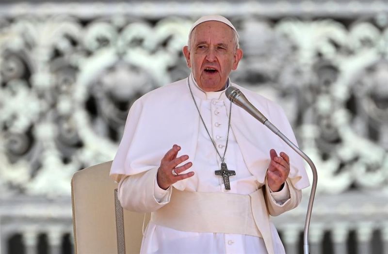 Foto reciente del papa Francisco durante la audiencia de los miércoles en la plaza de San Pedro del Vaticano. 01 220622