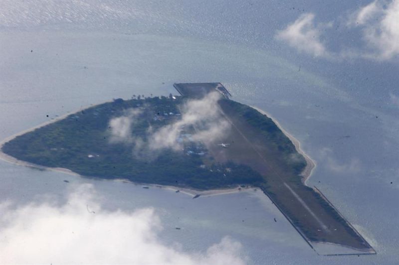 Imagen de Archivo de la isla de Pagasa, una de las islas que China reclama como suyas en el archipiélago de Spratly, en el Mar de China. 01 291122