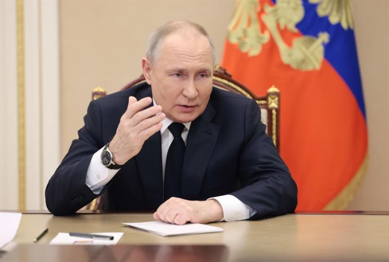 Fotografía tomada el pasado 2 de marzo en la que se registró al presidente de Rusia, Vladimir Putin, en Moscú (Rusia). EFE/Mikhail Metzel/Sputnik/Kremlin/Pool 01 060323