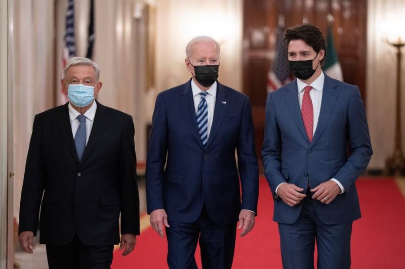 El presidente de México, Andrés Manuel López Obrador, el presidente de los Estados Unidos, Joe Biden, y el primer ministro de Canadá, Justin Trudeau, este 18 de noviembre de 2021.